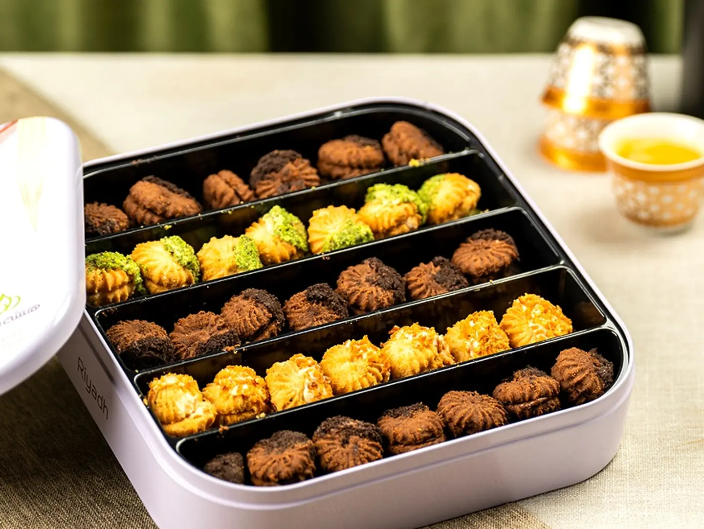 Hashah Bashah Mixed Petit Four Small