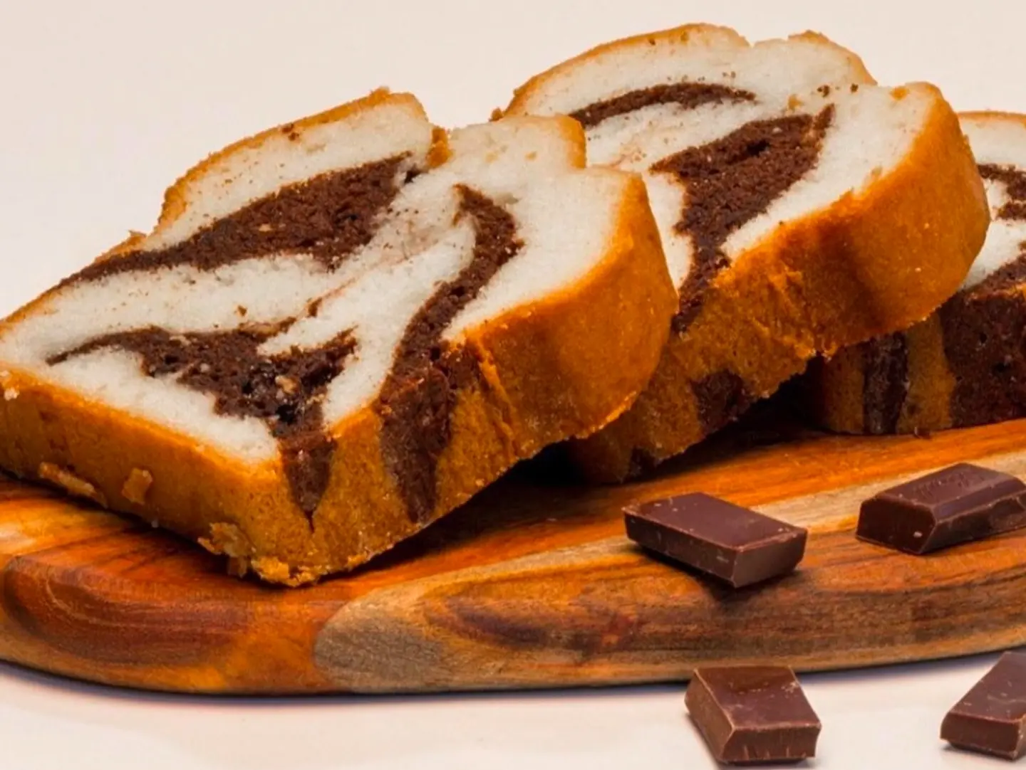 Classic English Cake