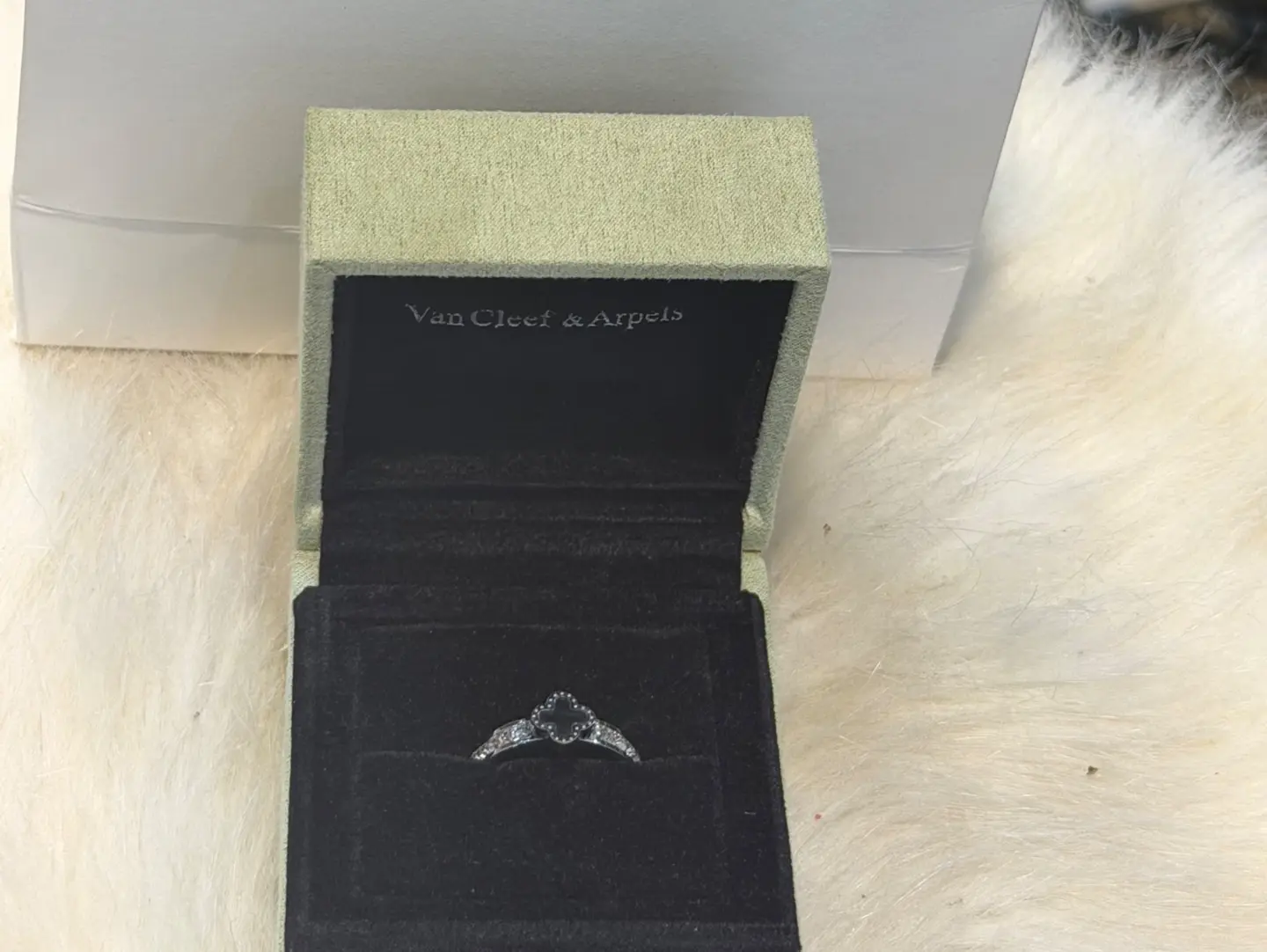 Van Cleef First Grade Ring