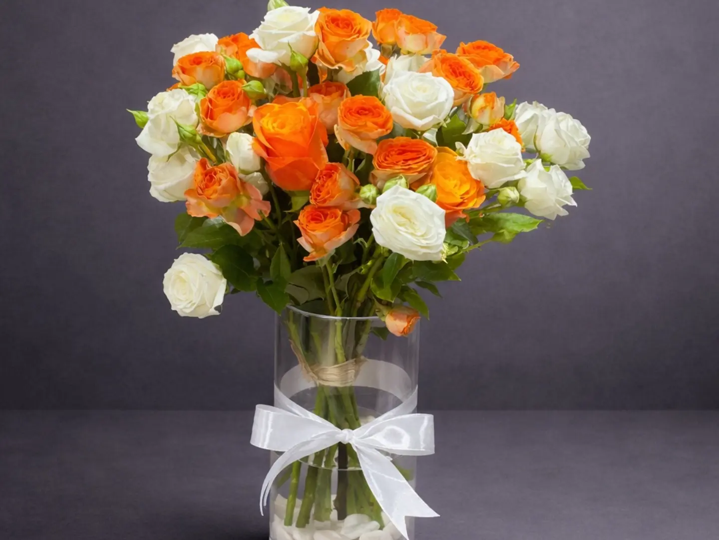 Bb Rose Orange Vase