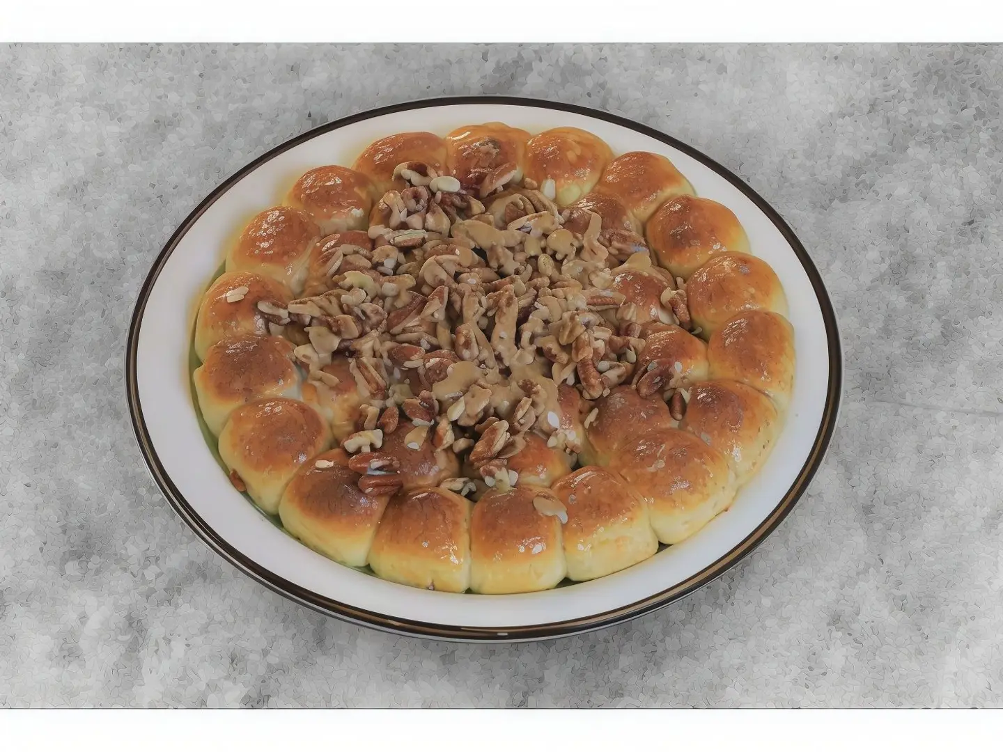 Nuts Khaliah Nahl Pastry - Small Plate