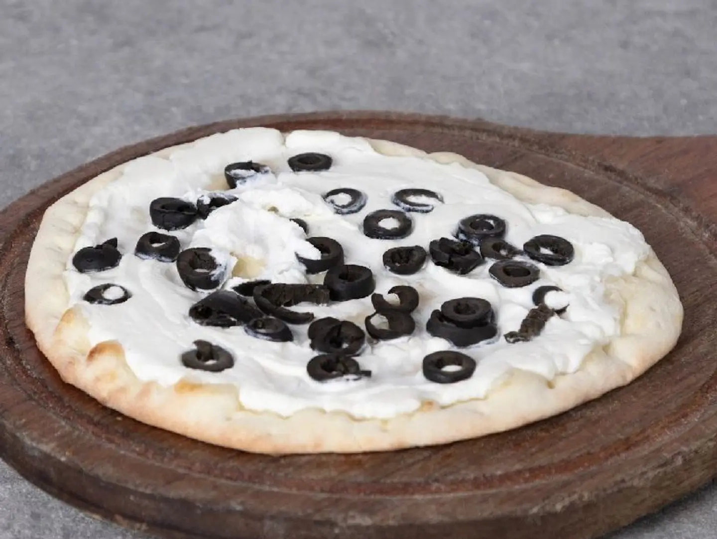 Labneh Pastries With Olives - Medium