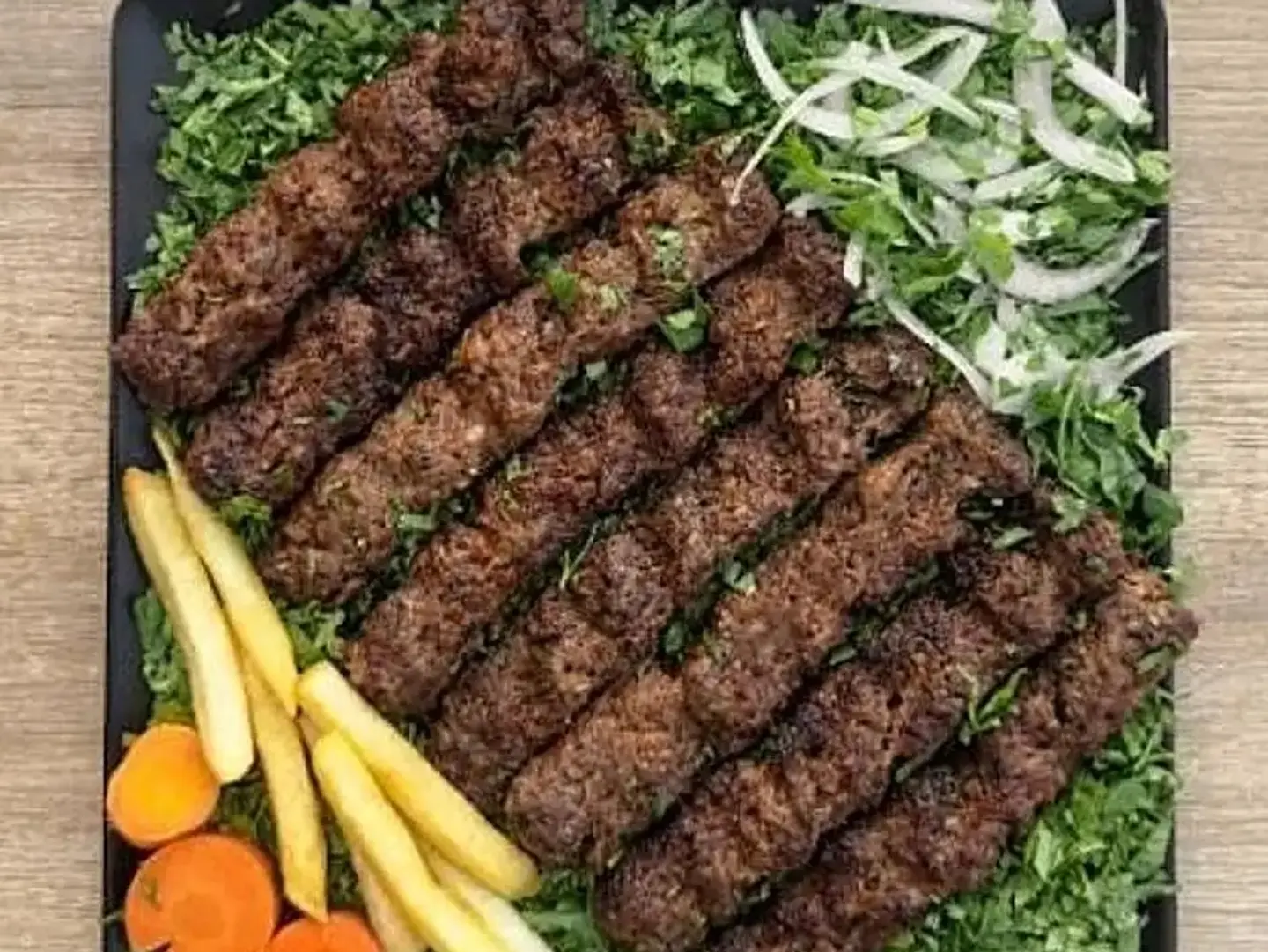 صحن كباب لحم كبير