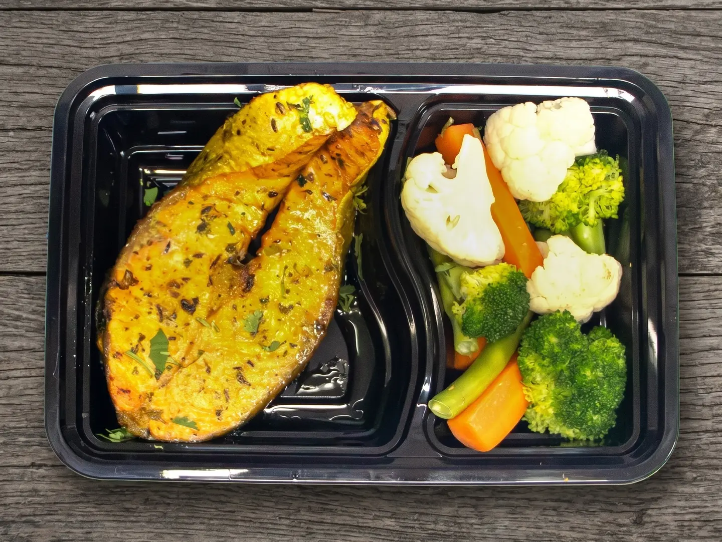 Grilled Salmon With Vegetable