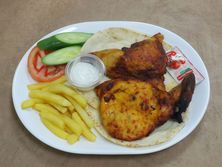 نصف دجاجة مشوية
