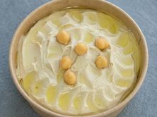 حمص طازج مصنوع منزلياً