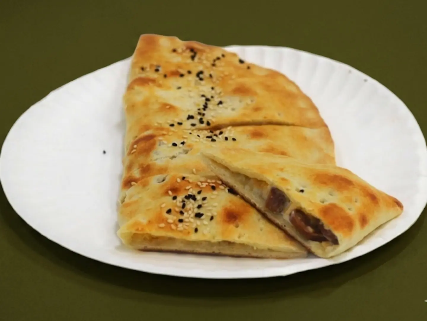فطيرة نقانق
