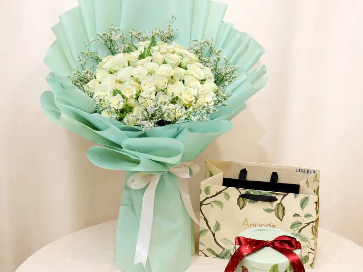 Bouquet And Noush00
