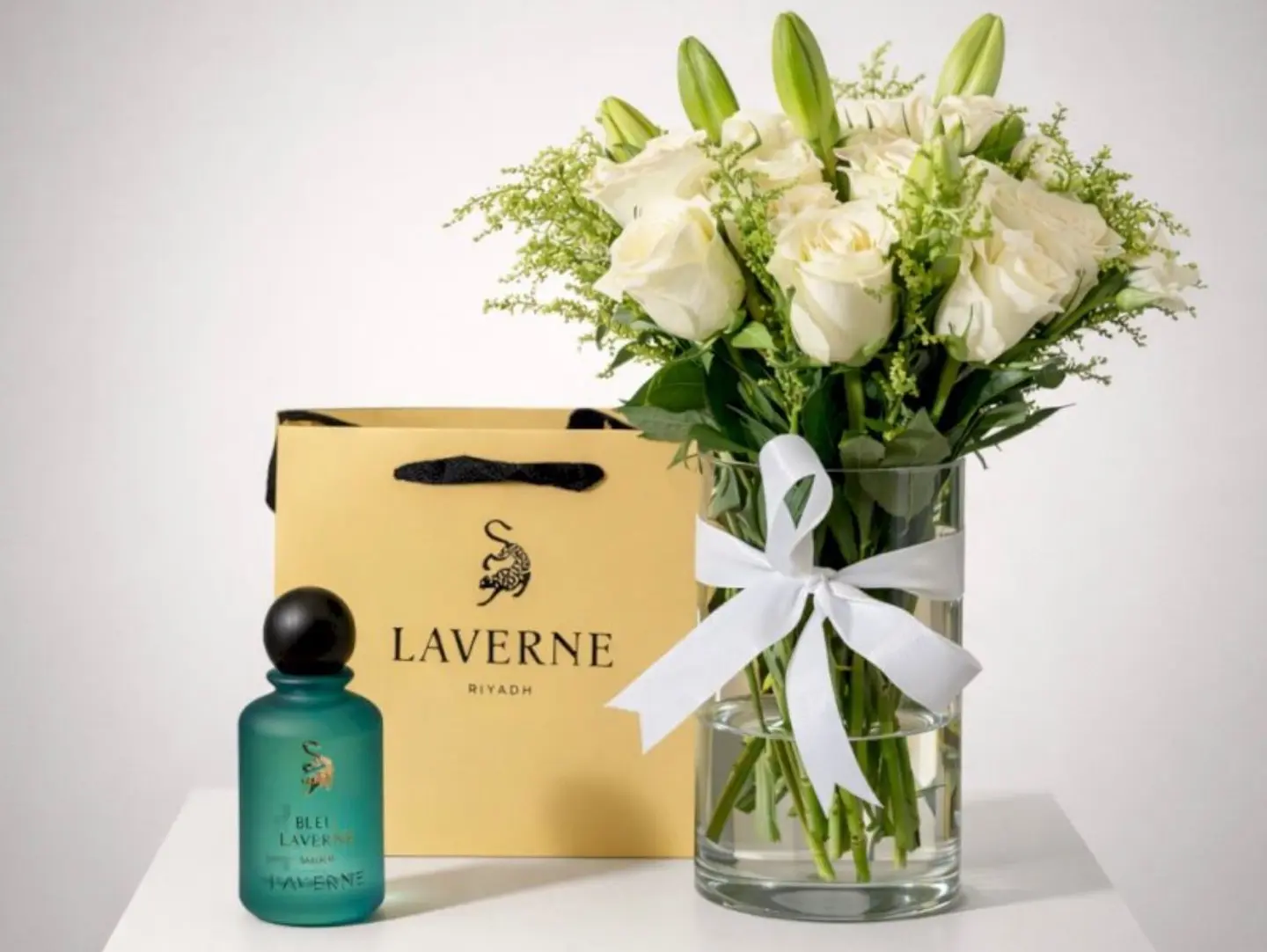 Vase And Blue Lover Perfume5