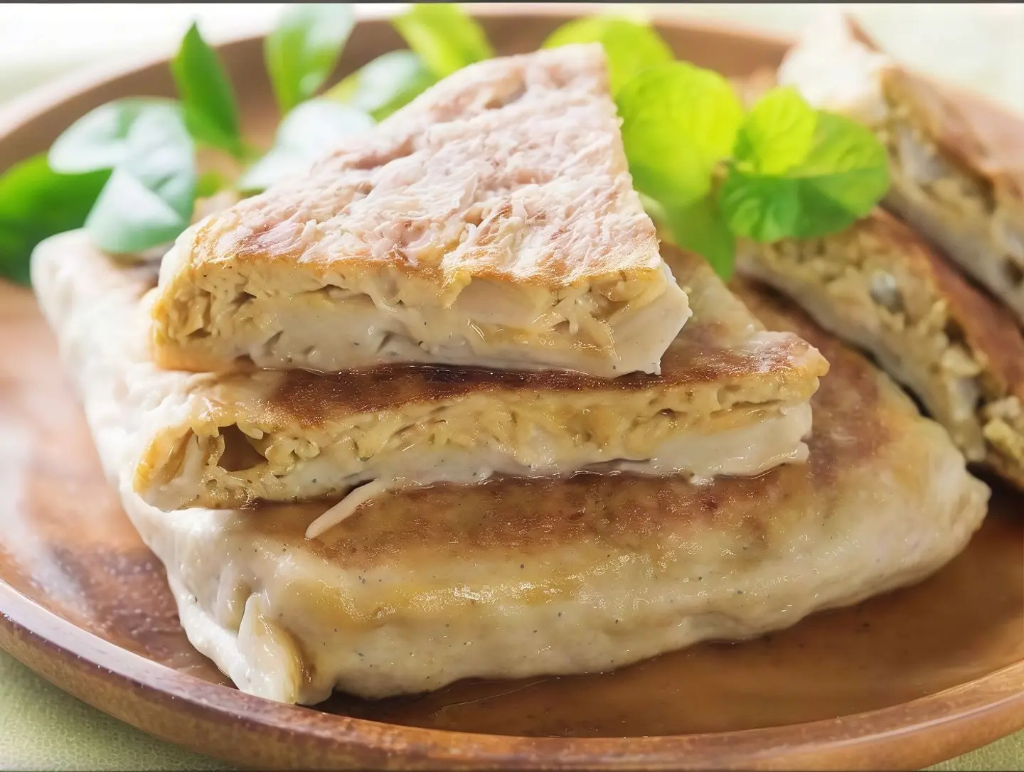 مطبق تونه