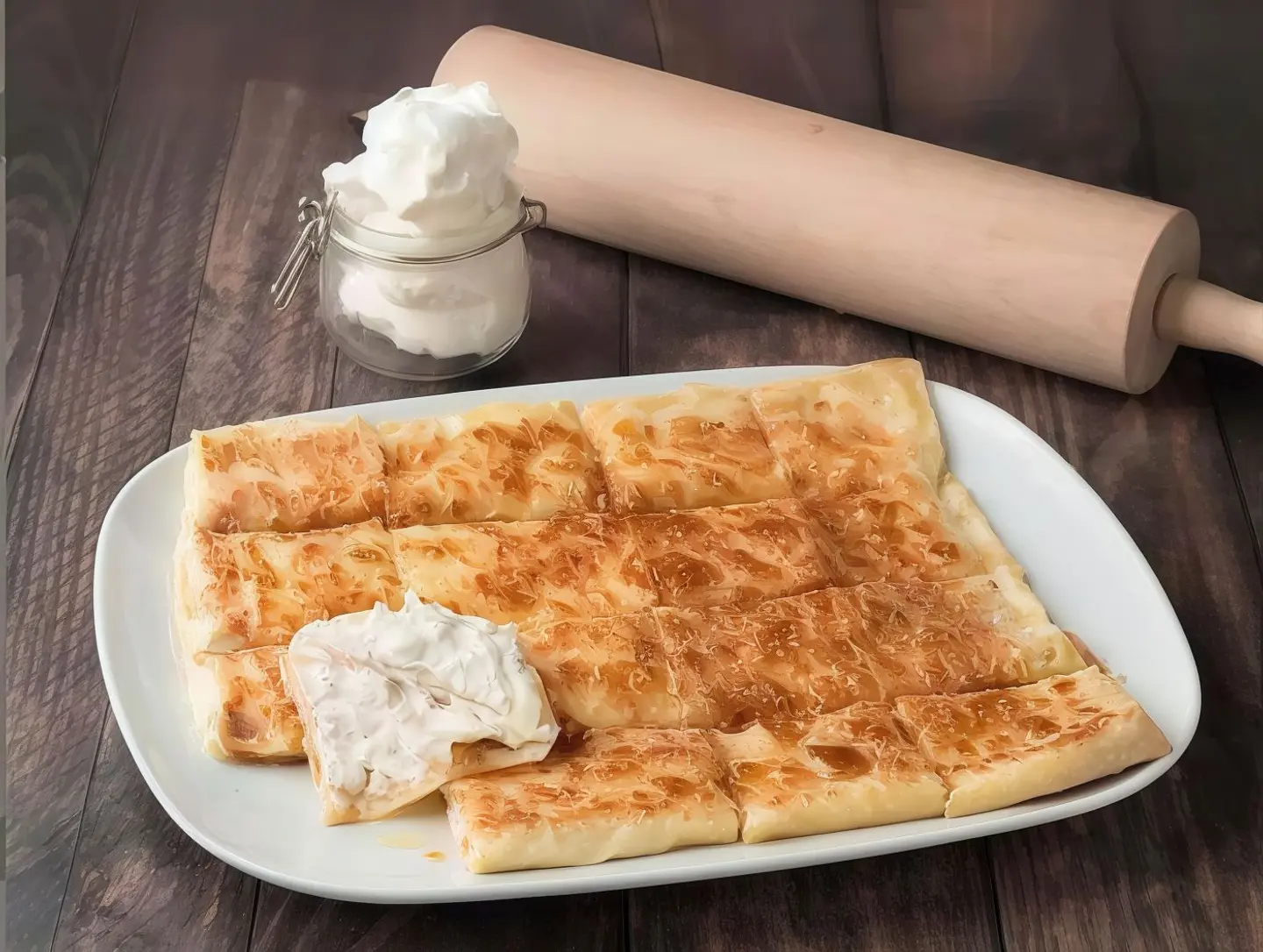 مطبق حلو جبنة