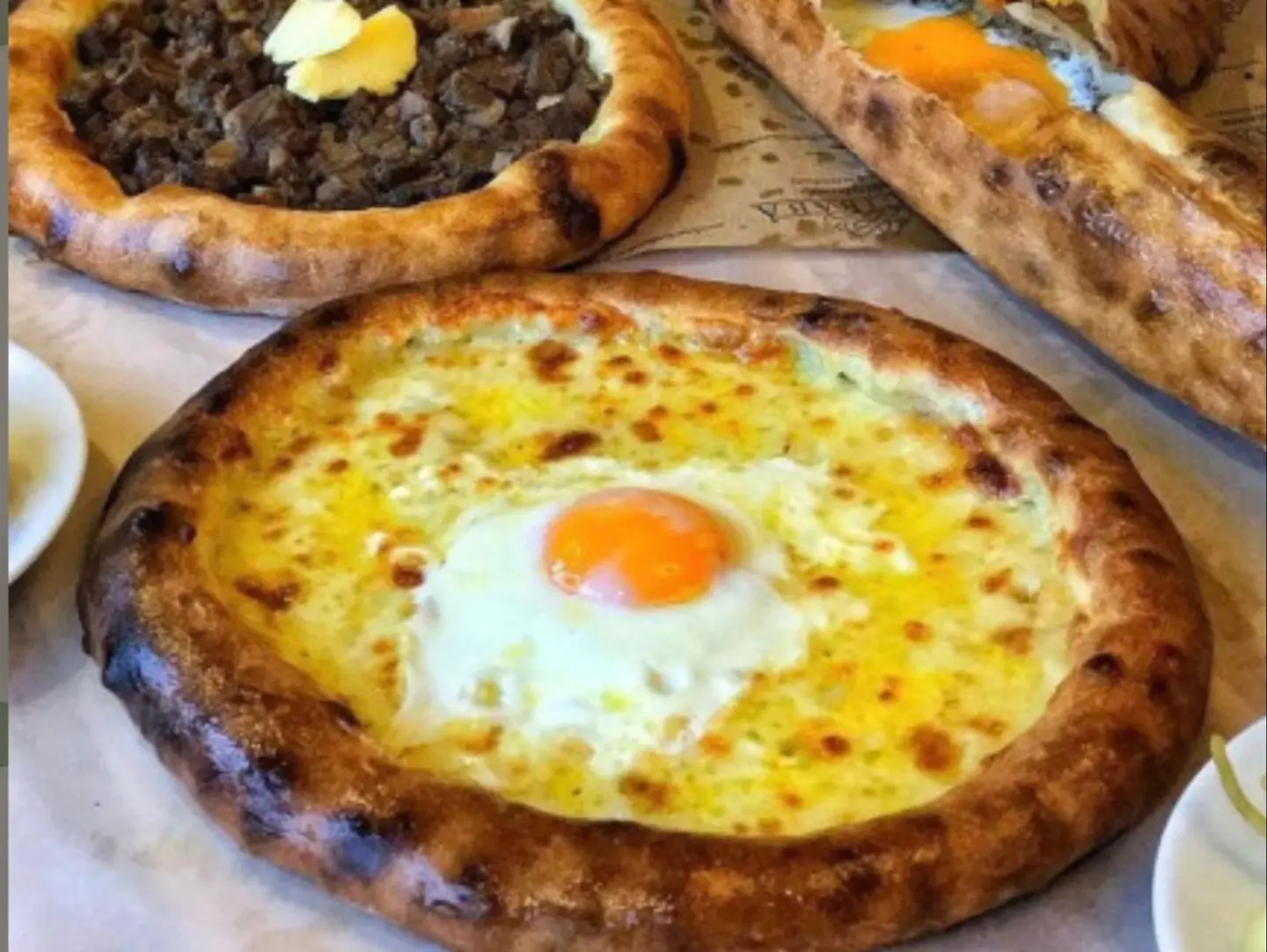 فطيرة جبن سائل بيض