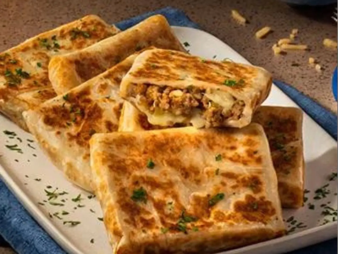 مطبق مالح لحم دبل