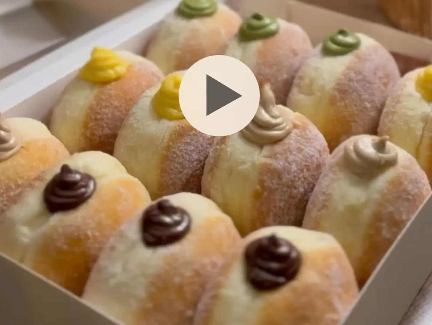 Donut Box - 4 Pieces