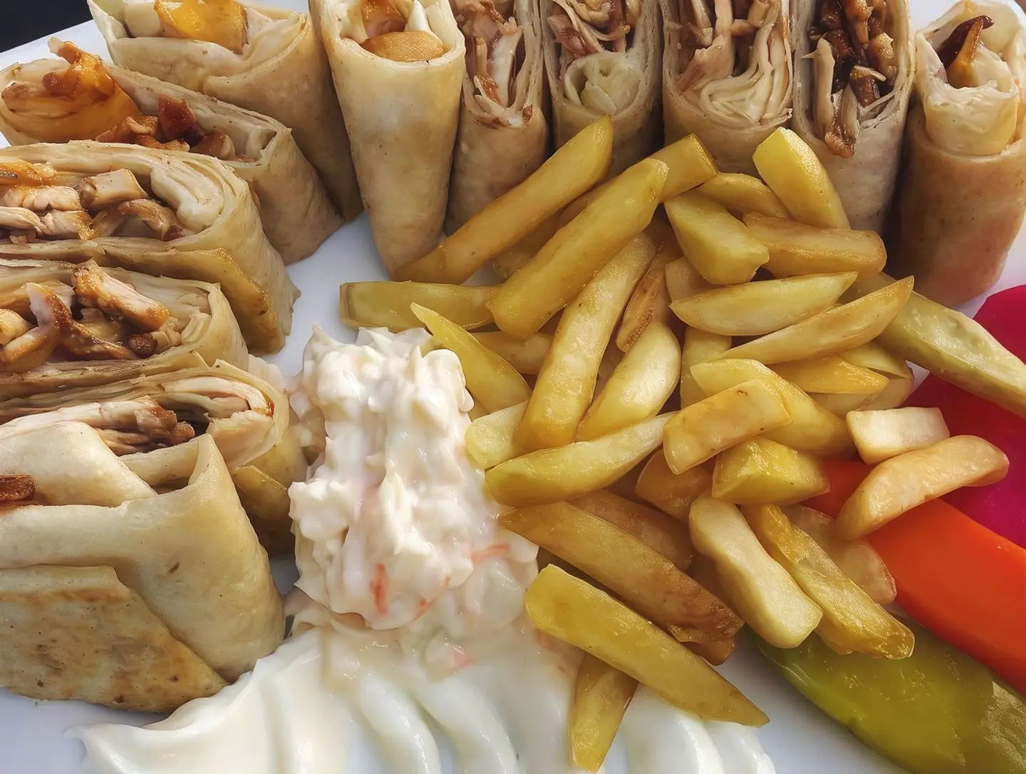 ساندويتش شاورما صاروخ عربي دجاج