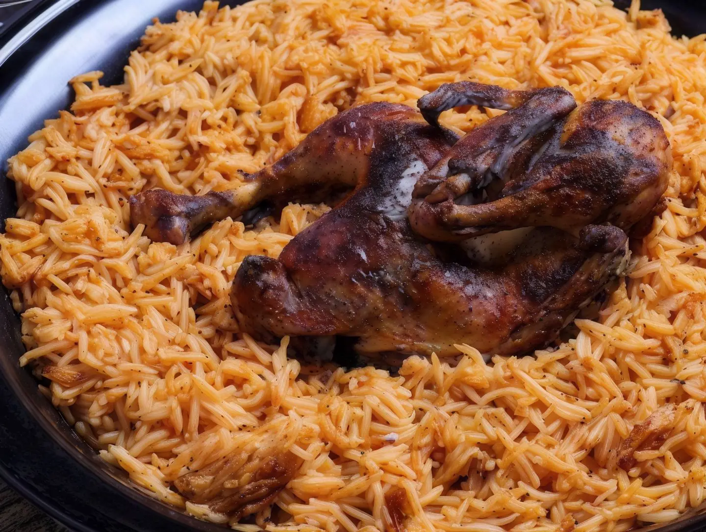 نص كبسة دجاج تكتكة محمر
