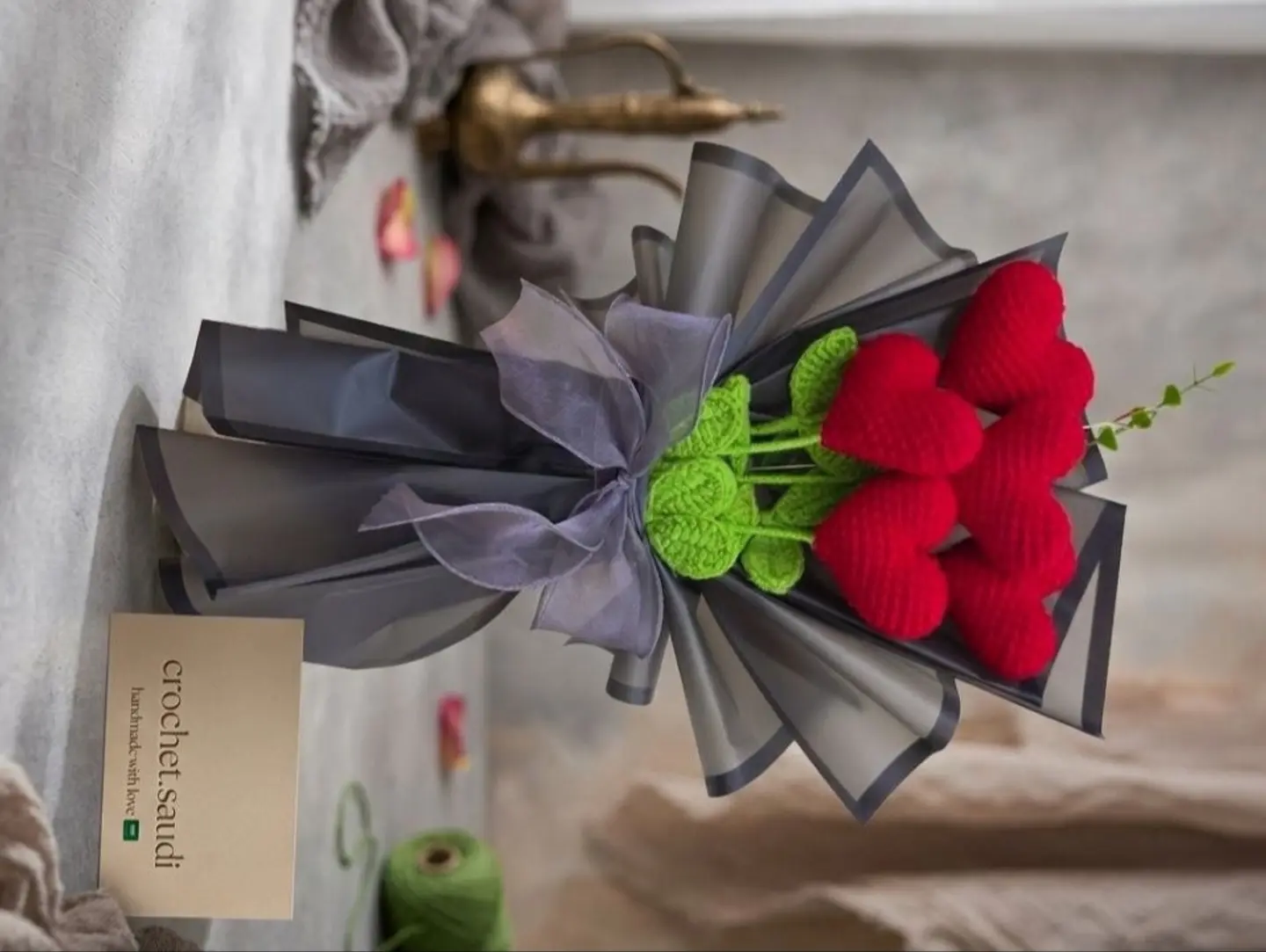A Bouquet Of 5 Red Hearts