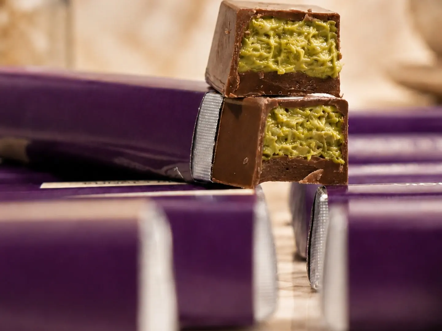 Chocolate Bar Pistachio