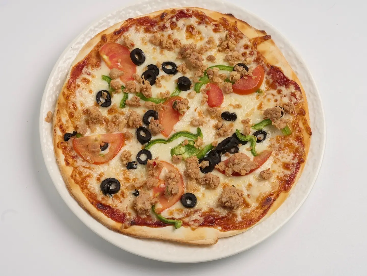 Delicious Chicken Pizza - Middle