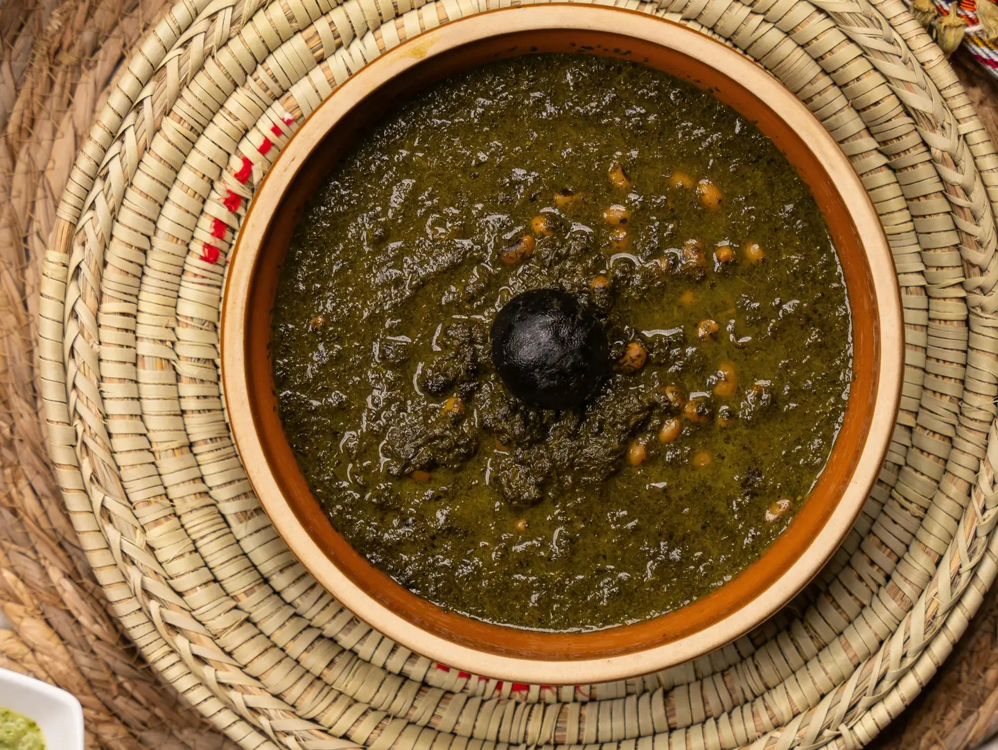 Molokhia With Garlic Sauce