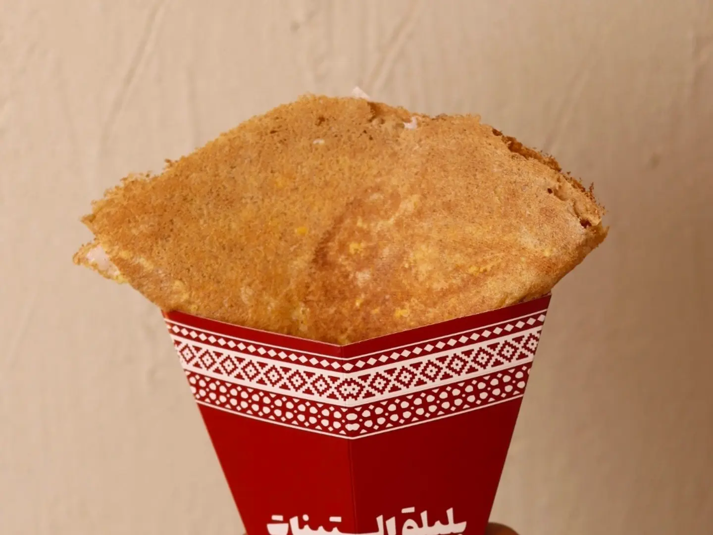 خبز تاوة بالحلوى والجبن