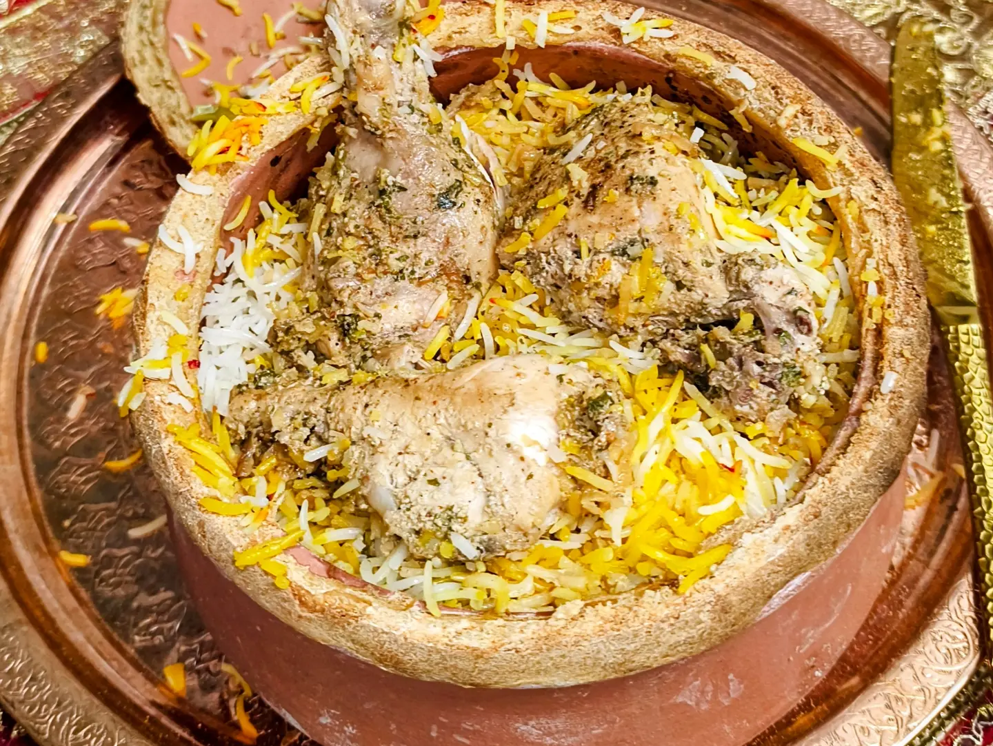 Fresh Chicken Pot Biryani - Mini Pot   1 Person 700g