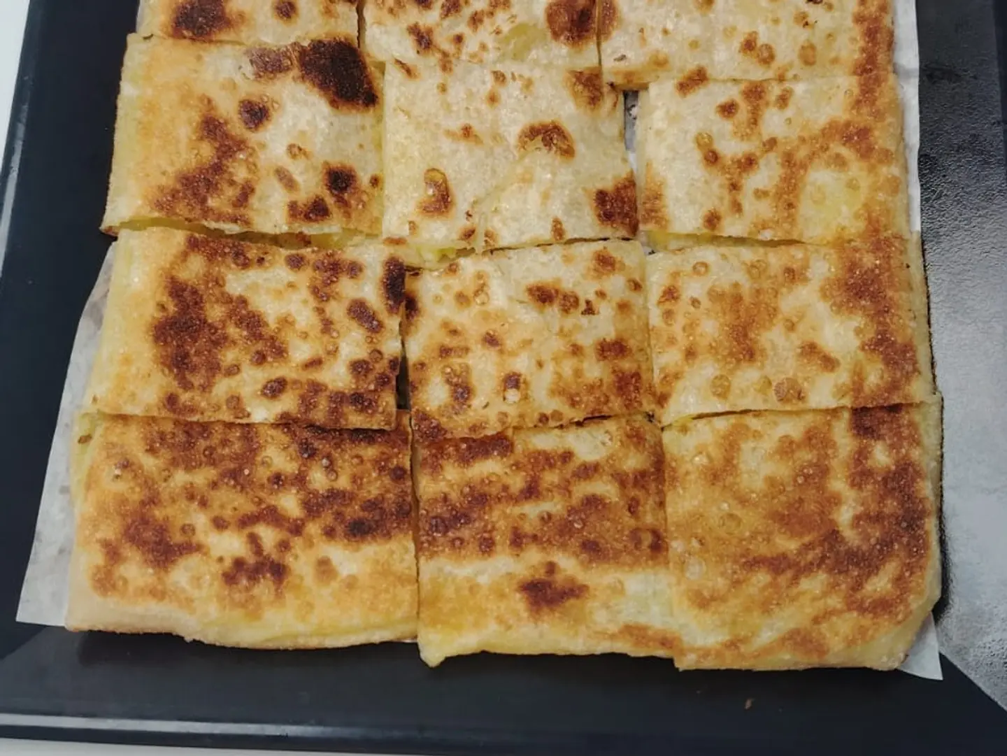 مطبق حلو جبنة