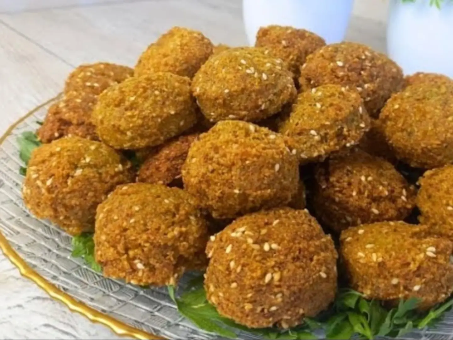 صحن فلافل كبير