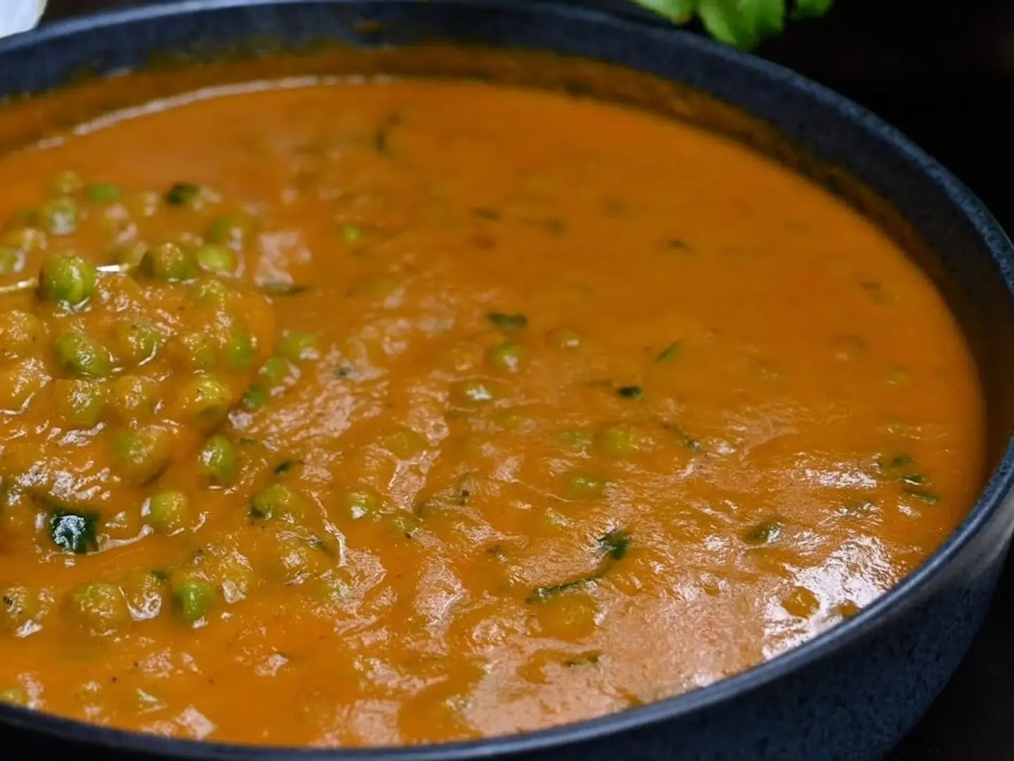 بزاليا سادة