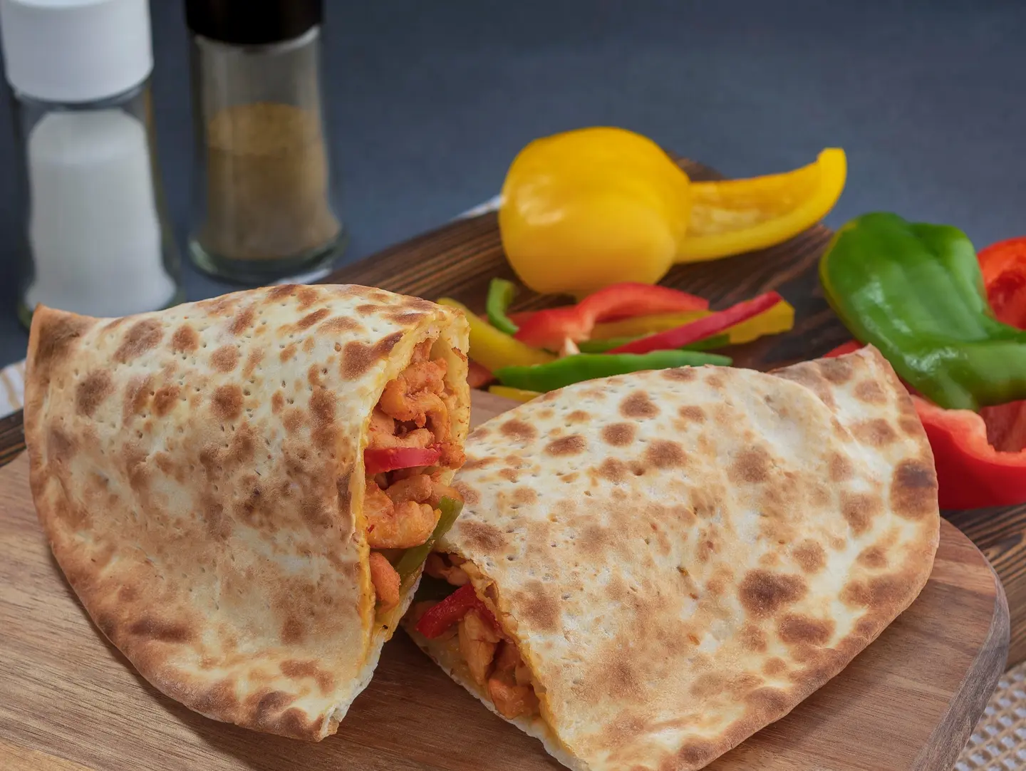 فطيرة دجاج بالجبن