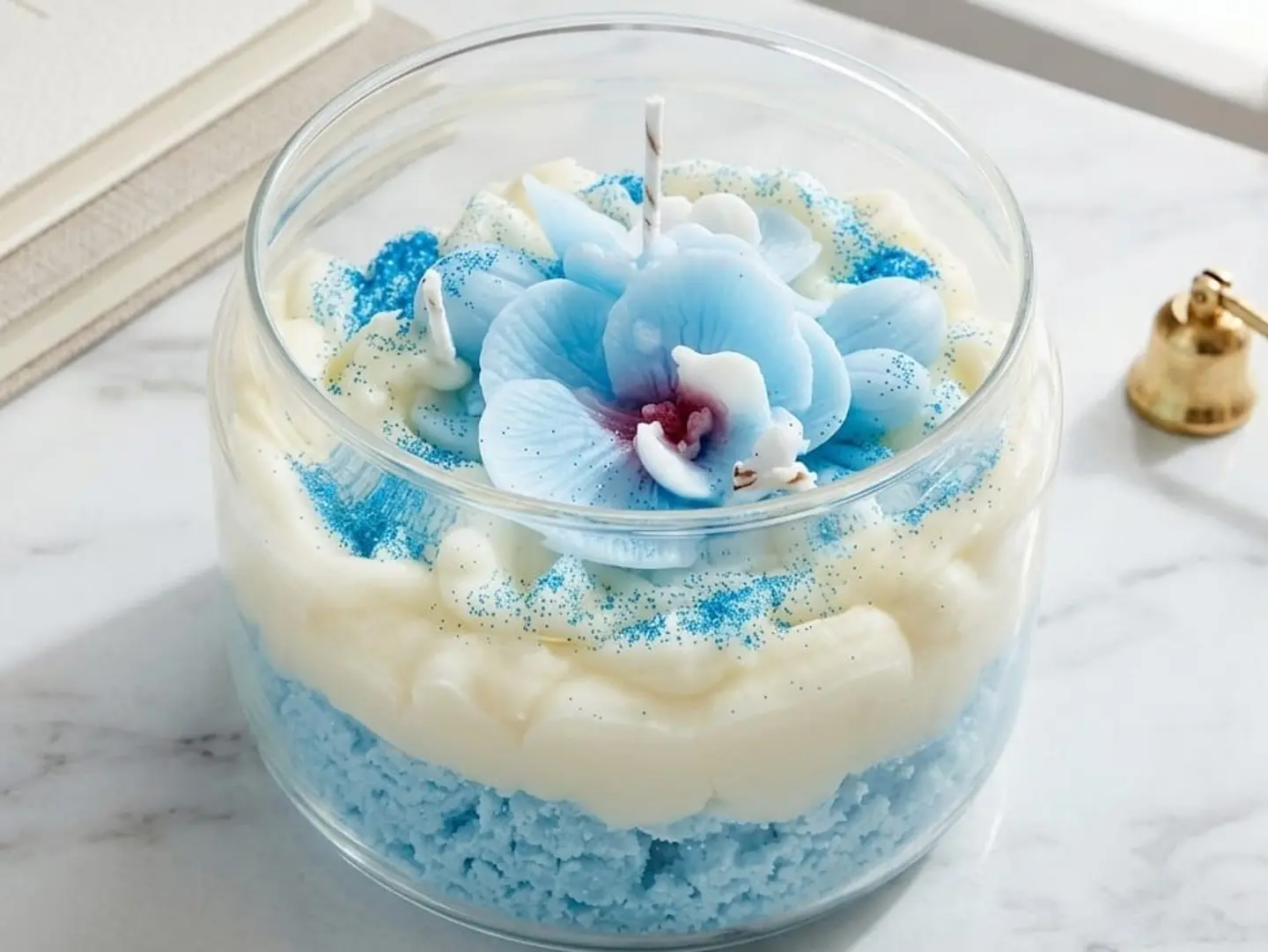 شموع طبيعيه معطره