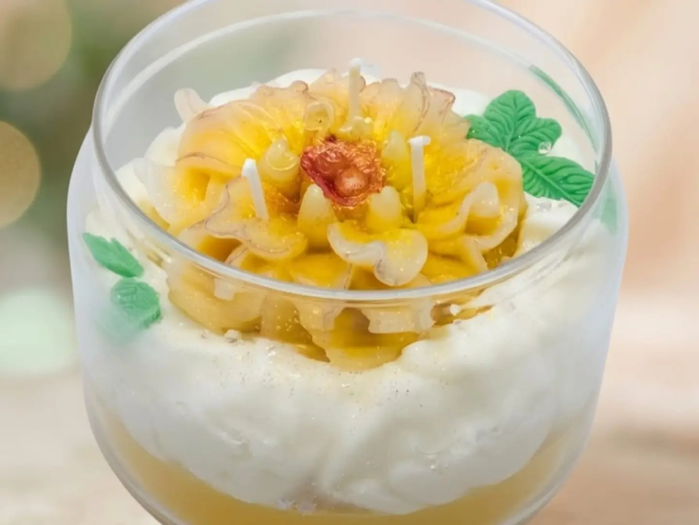 شموع طبيعيه معطره