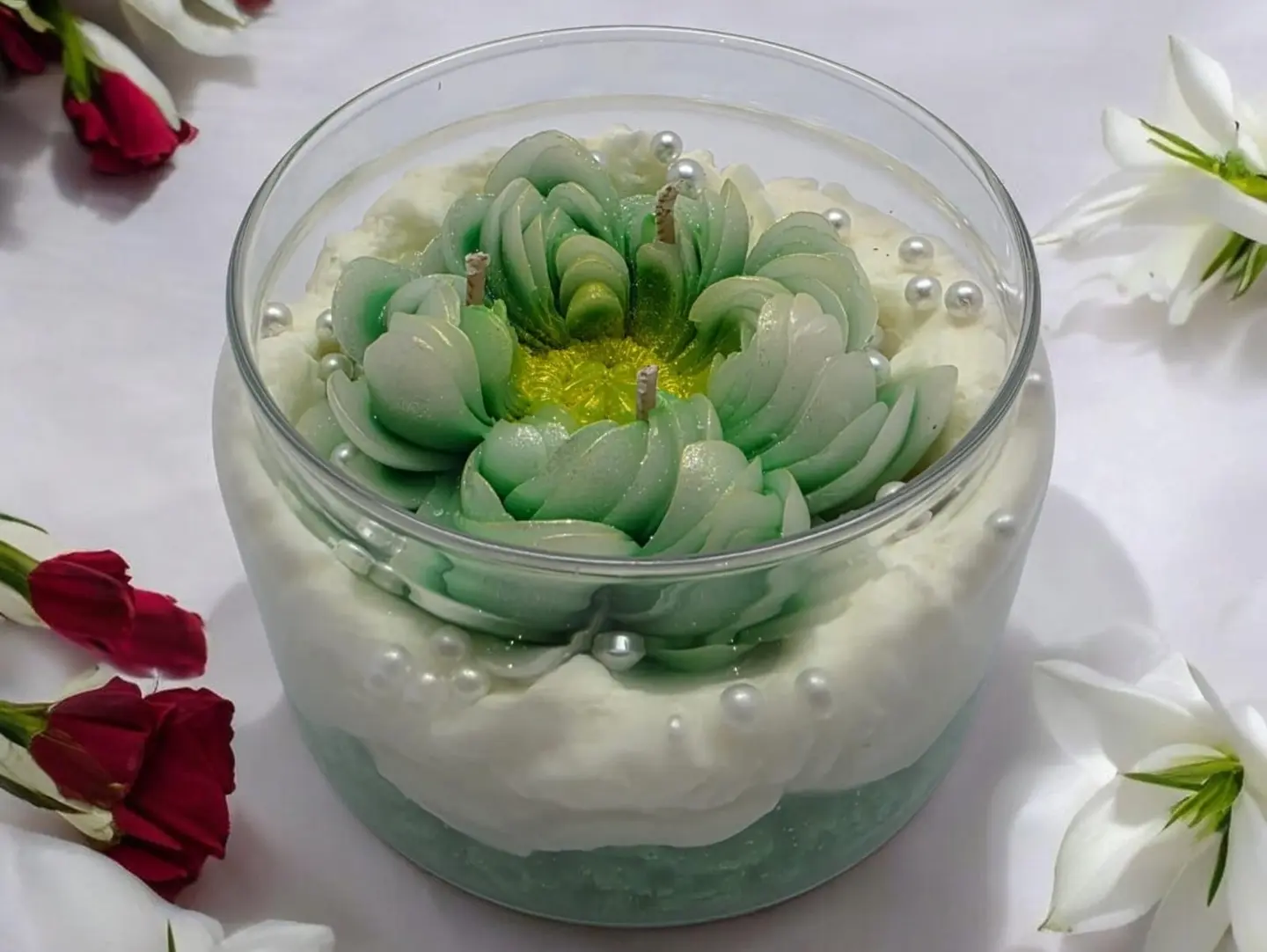 شموع طبيعيه معطره