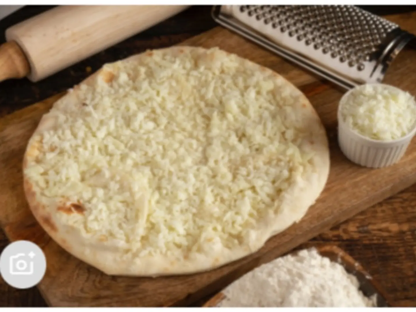 فطيرة جبن موزاريلا