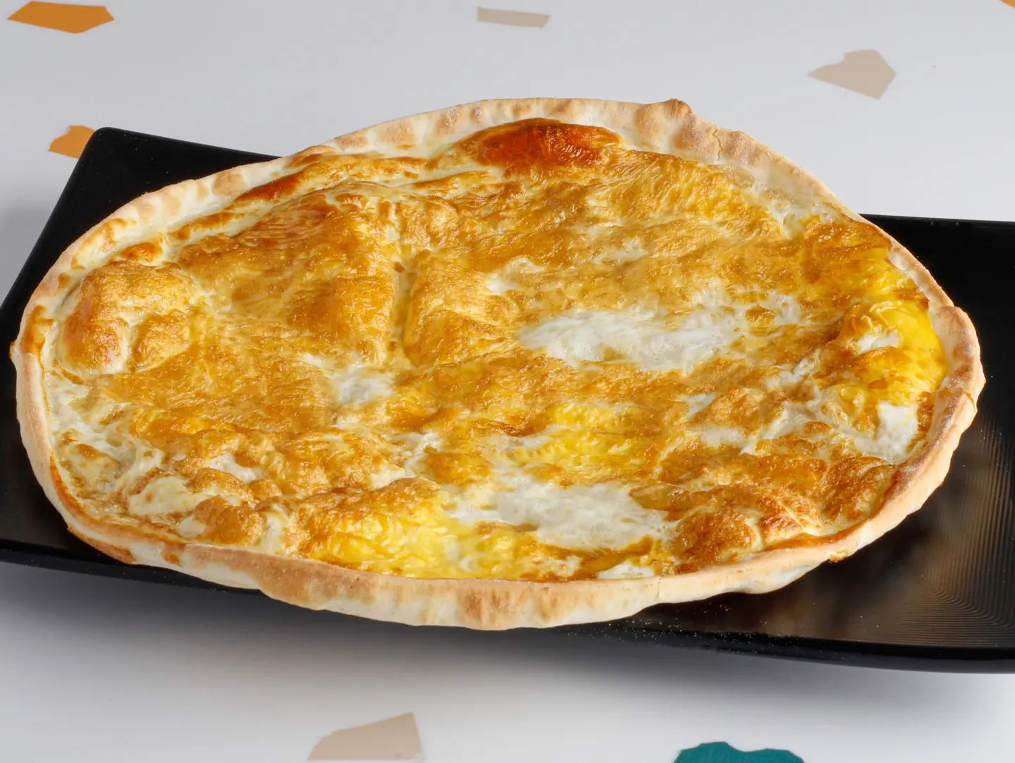 فطيرة بيض مسلوق شيدر