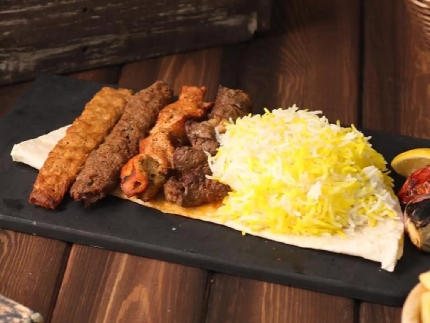 أوصال دجاج مع الرز