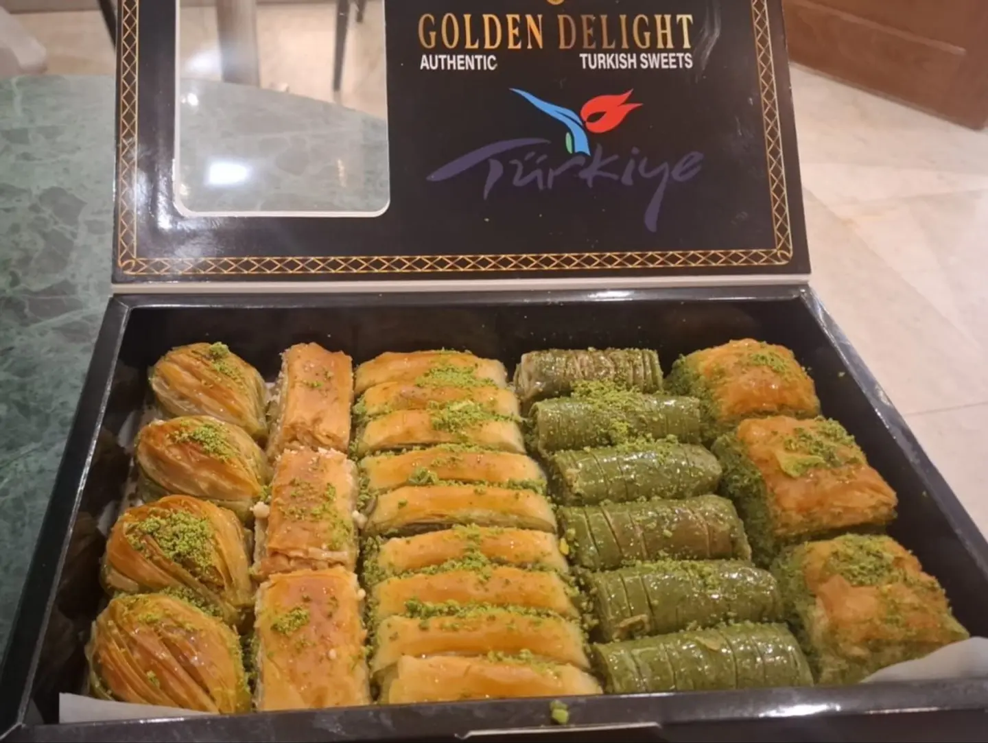 The Golden Mix Box - 1 Kg