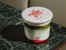 ماتشا الفراولة