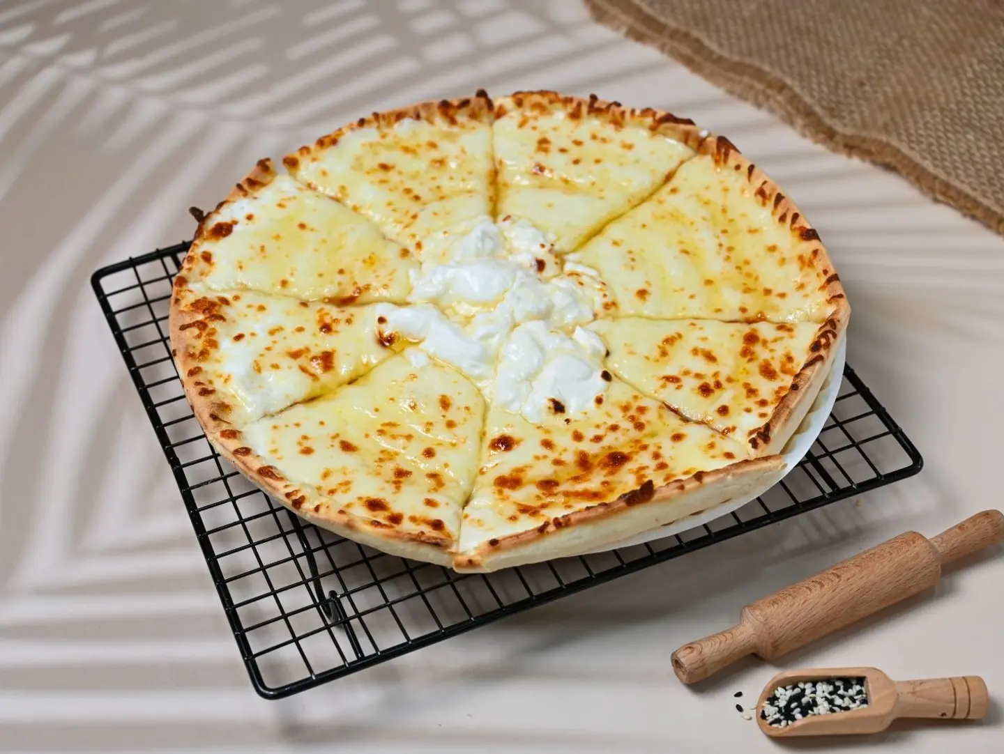 Bolbol Nest Pizza