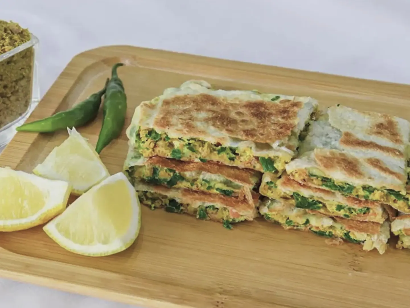 Cream Mutabbaq