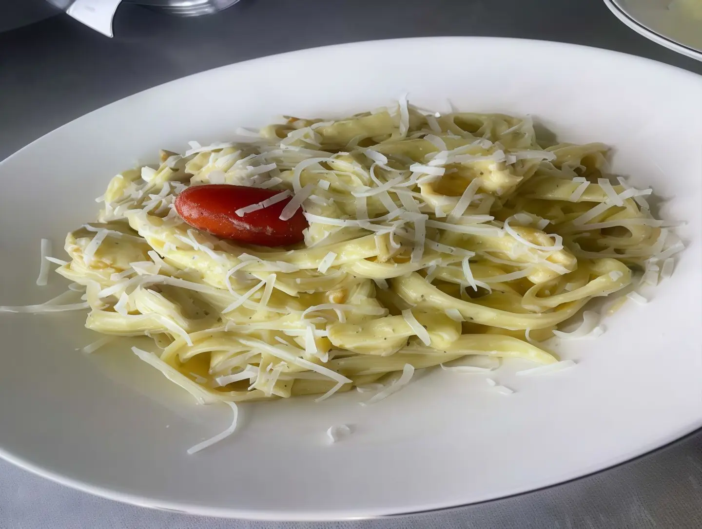 Fettuccine Alfredo