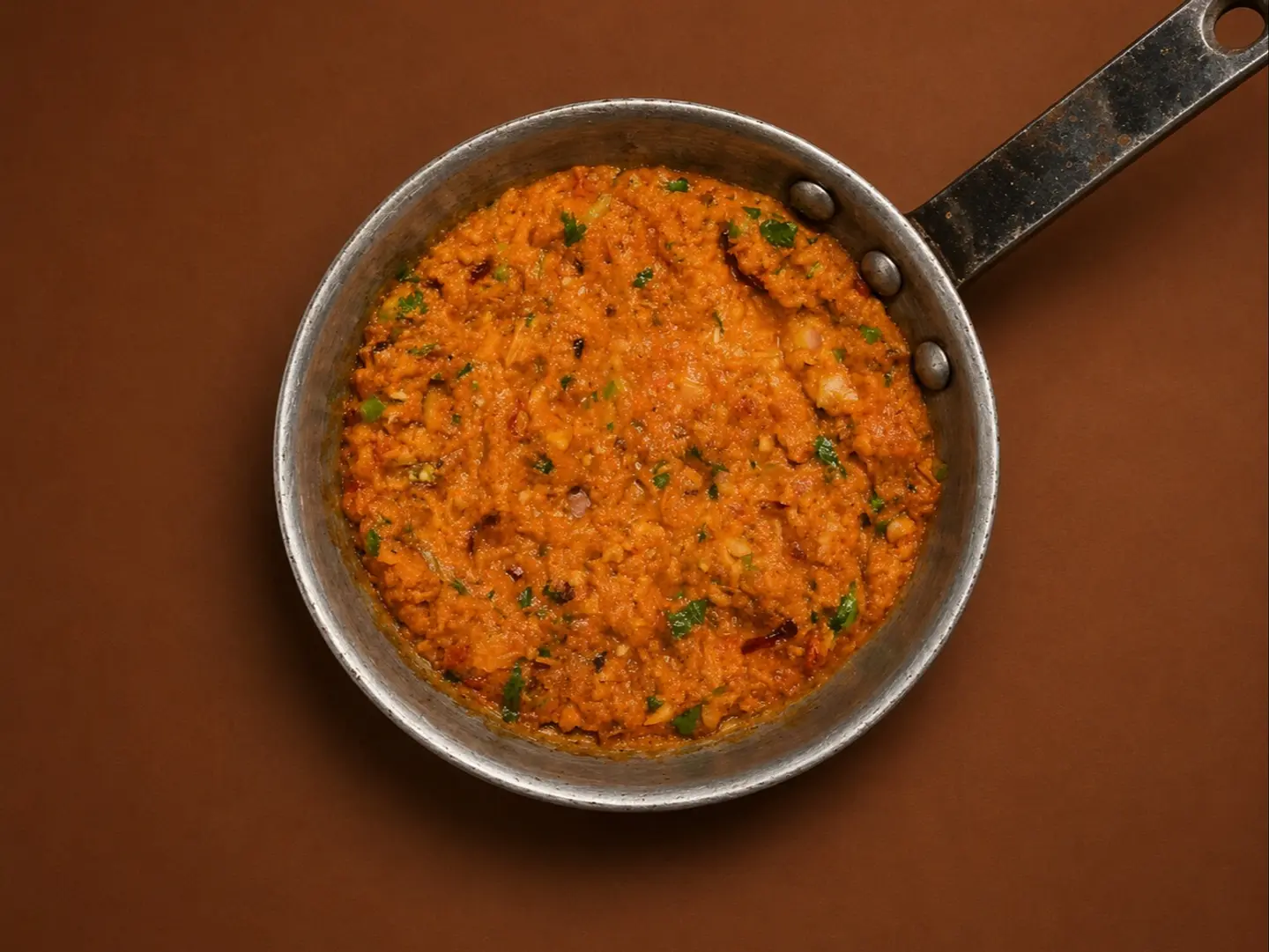 تونة بالبيض - صغير