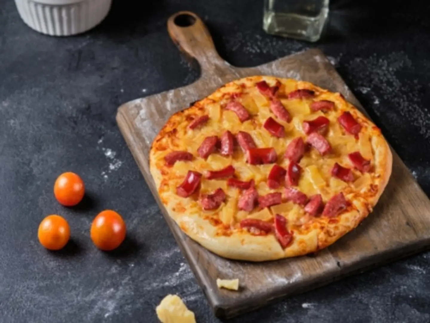 Sausage Pizza - Medium