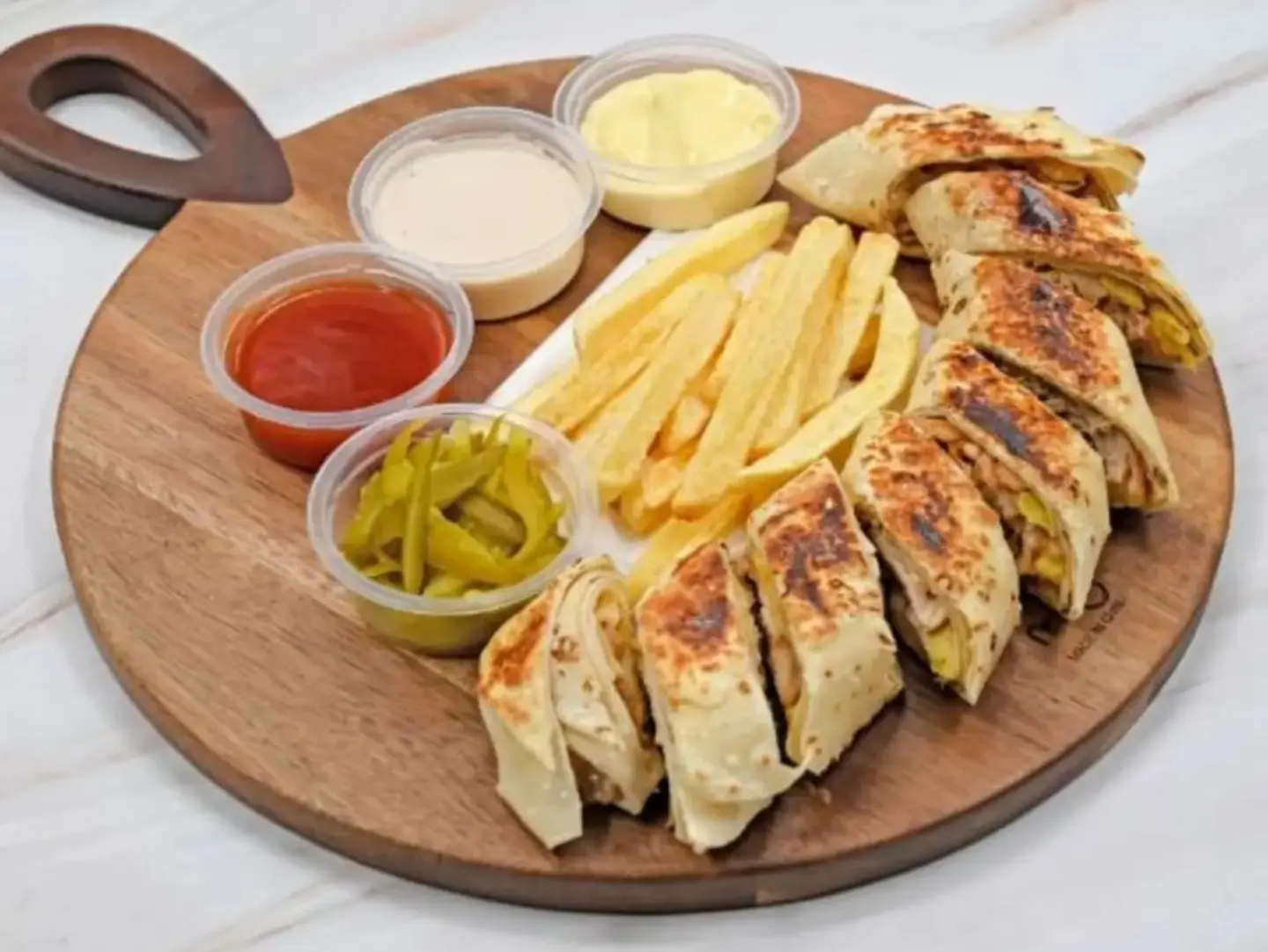 مكس وسط الجبن
