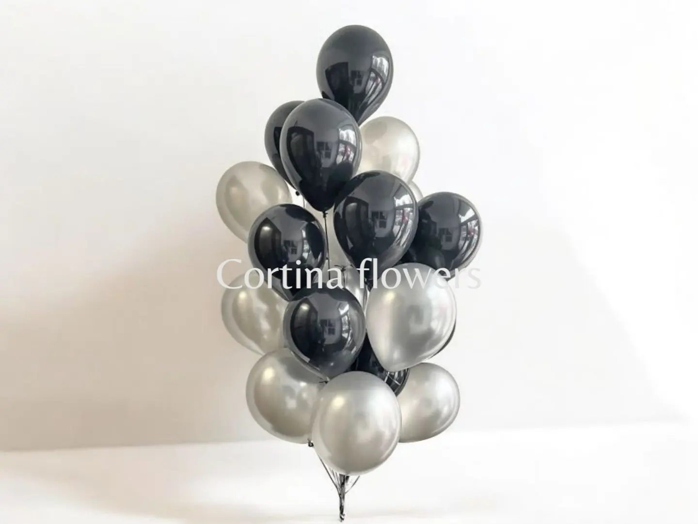 Helium Balloon Pack . 22 Balloons With 2 Free