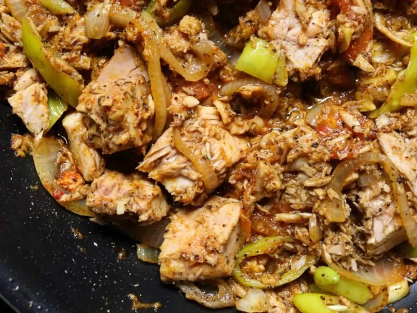 تونة سادة