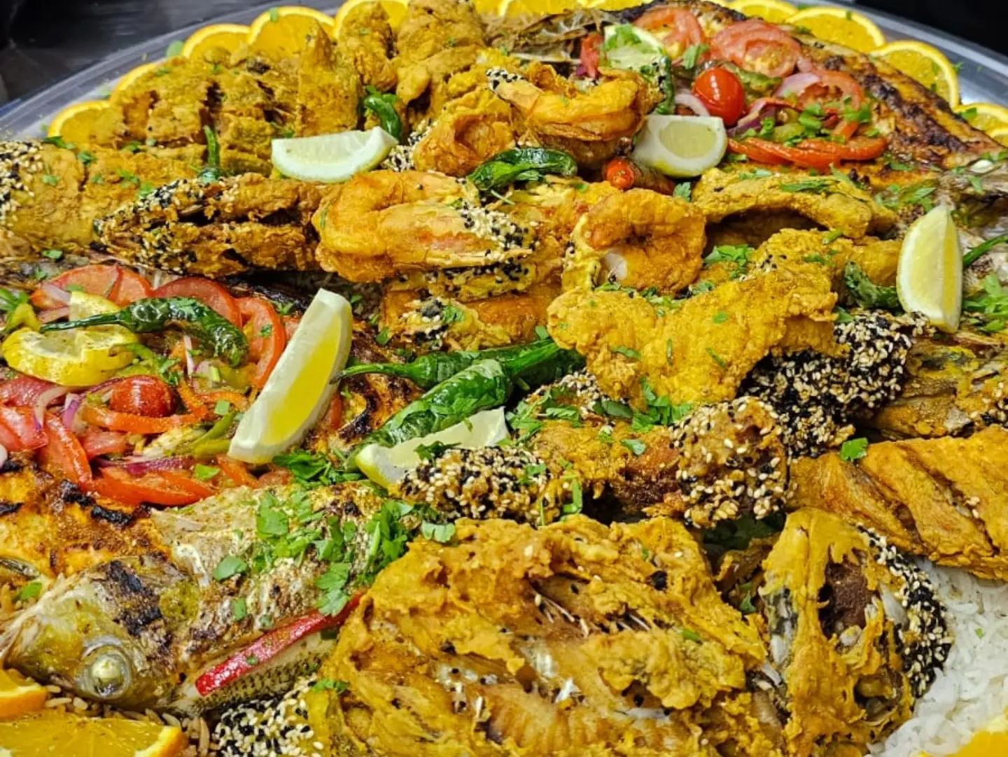 صنييه ٤ أشخاص