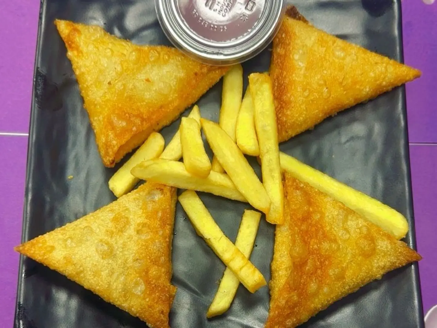 Cheese Samosa 4 Pieces