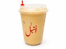 موكا بيضاء مثلجة ومخفوقة