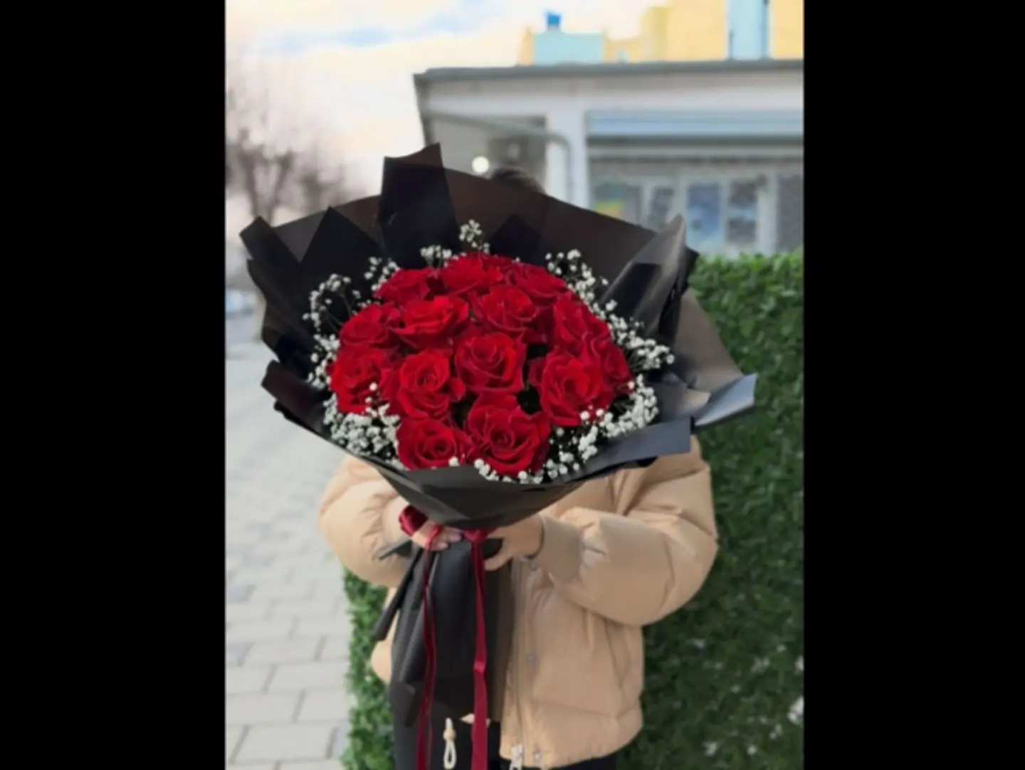 A Bouquet Of 15 Red Roses